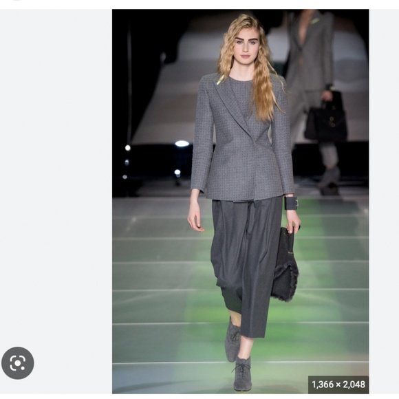 Runway Giorgio Armani Gray Suede boots - Picture 2 of 6